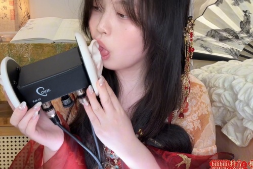 斗鱼唐樱樱火箭定制多少钱,作品、直播特色与成长历程全解析